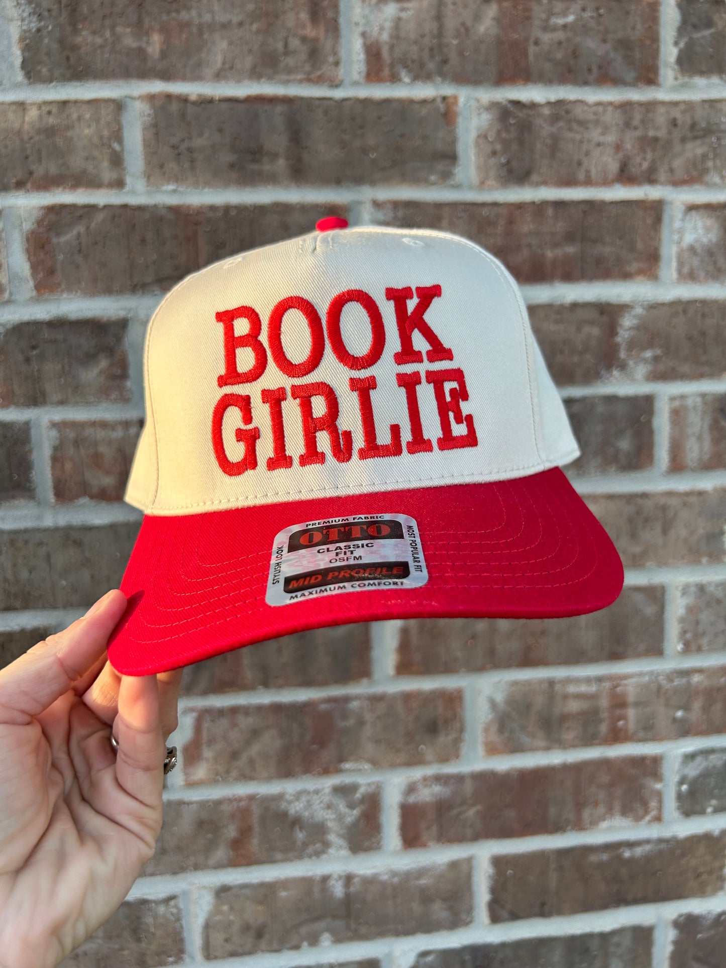 Book Girlie Hat