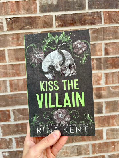 Kiss the Villian (Legacy of Gods)