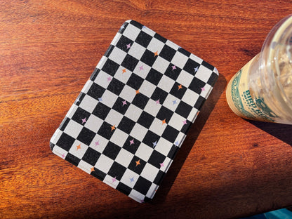 Retro Checkered Kindle Case